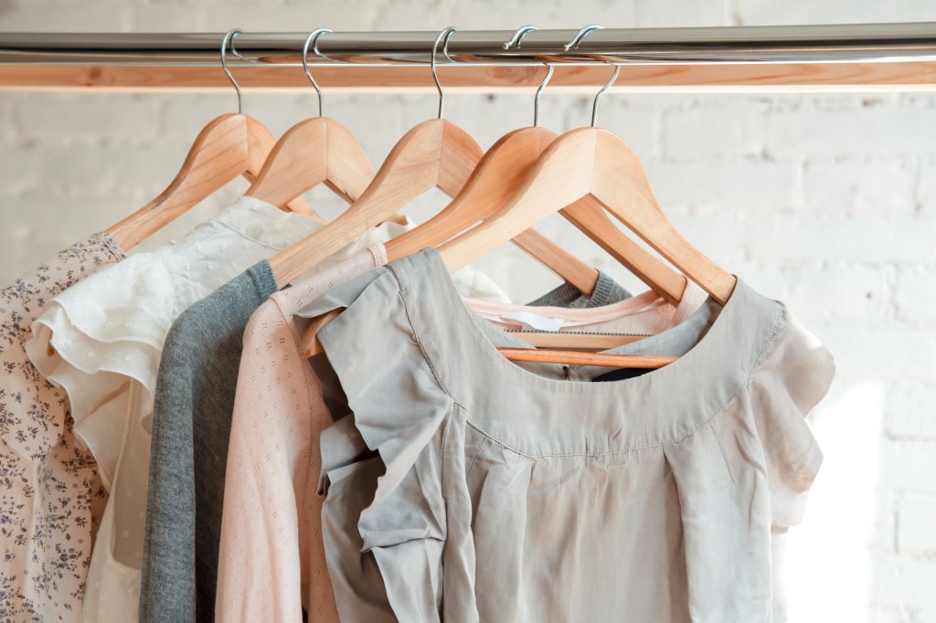 How to Tell Quality Clothing from Fast Fashion